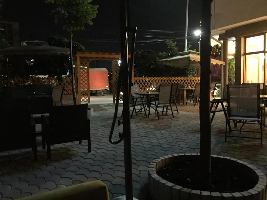 Hotel Bavaria Pristina Eksteriør billede