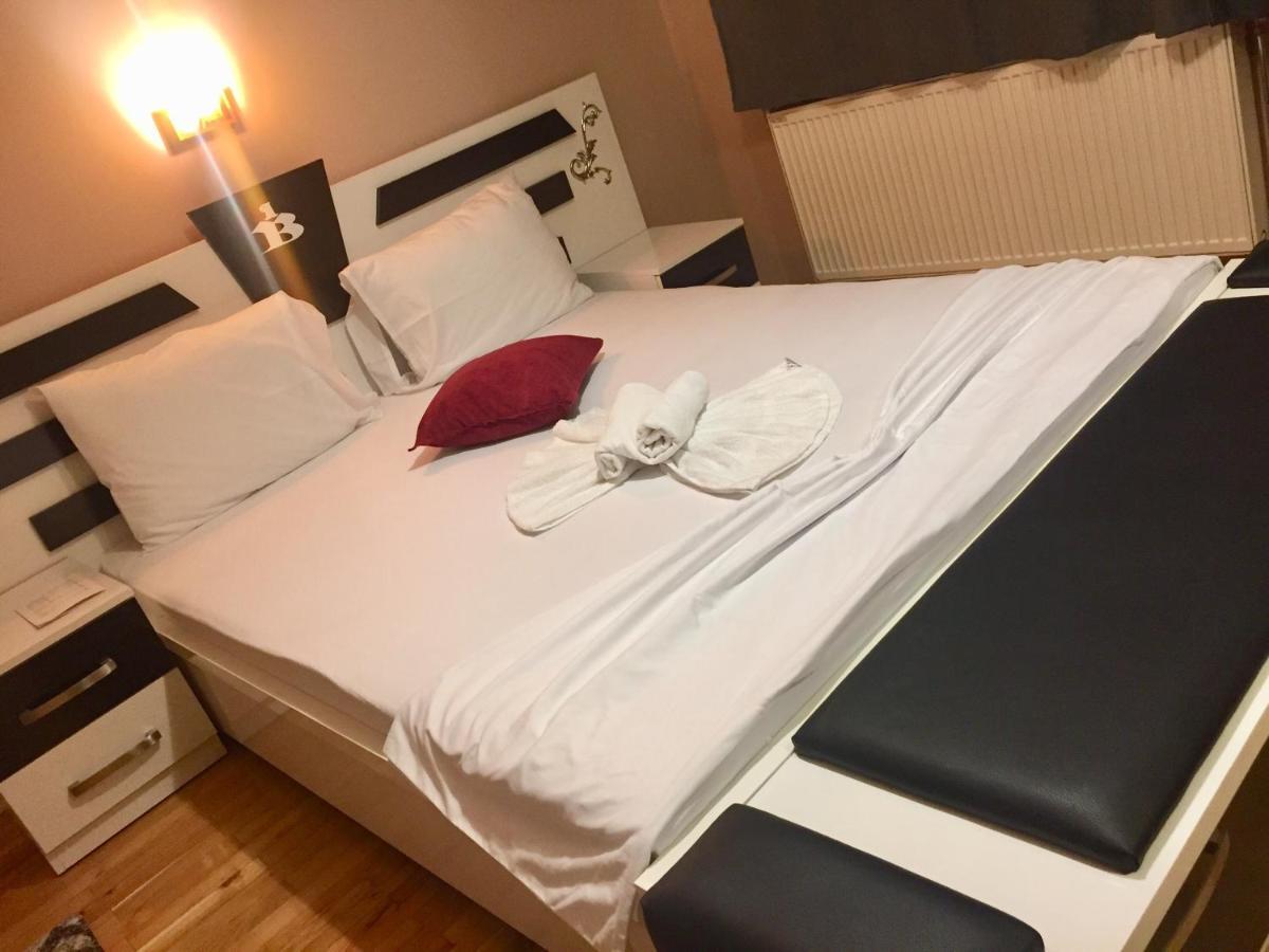 Hotel Bavaria Pristina Eksteriør billede