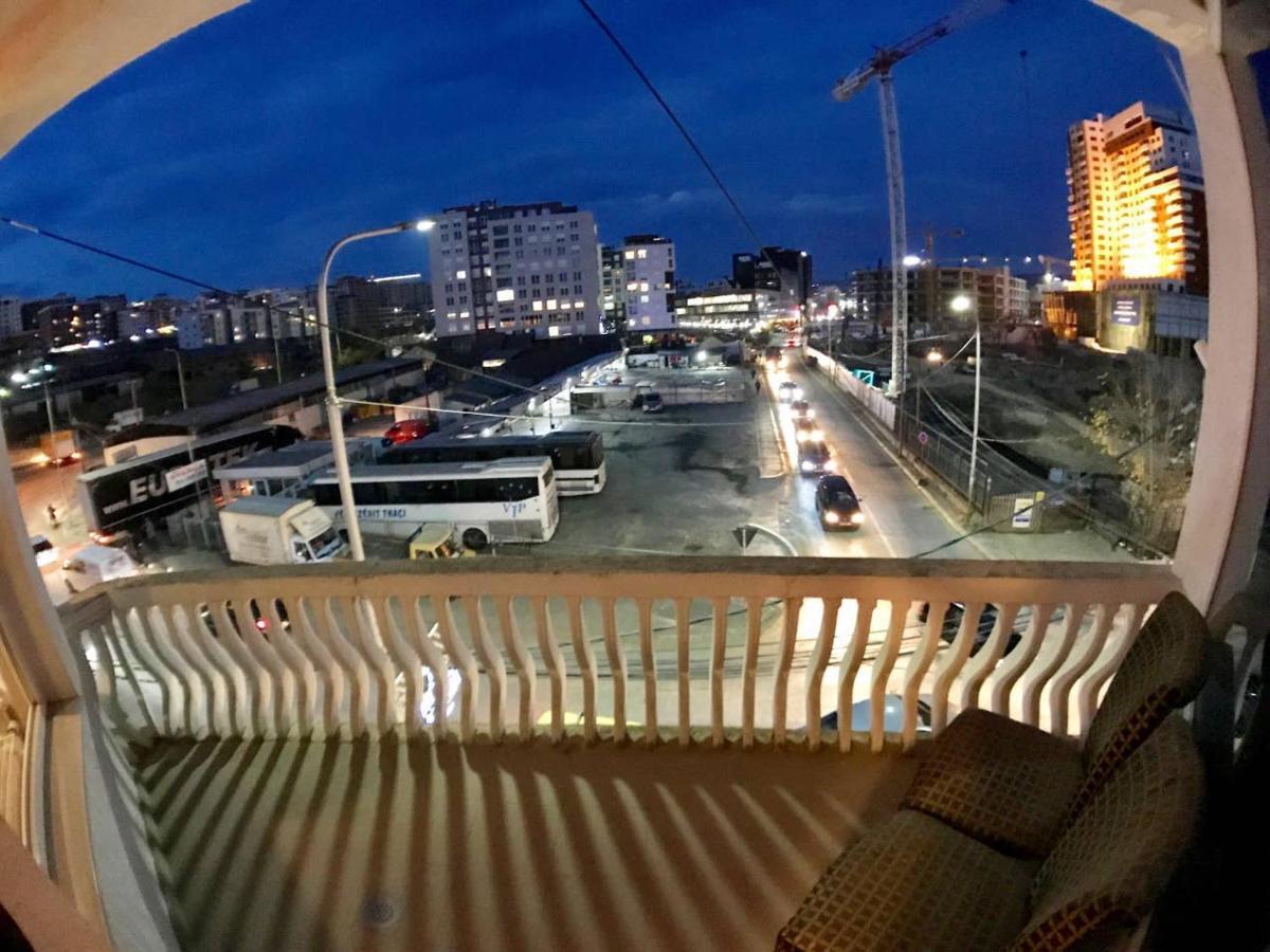Hotel Bavaria Pristina Eksteriør billede